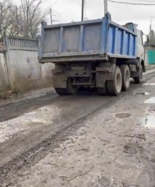 У Вінниці вантажівки забруднили дороги - винуватця зобов'язали поприбрати