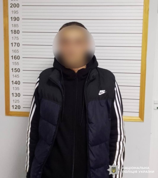 Вкрав сумку у 13-річної дитини – у Вінниці розшукали зловмисника
