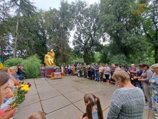 На честь загиблого військовослужбовця відкрито Алею слави