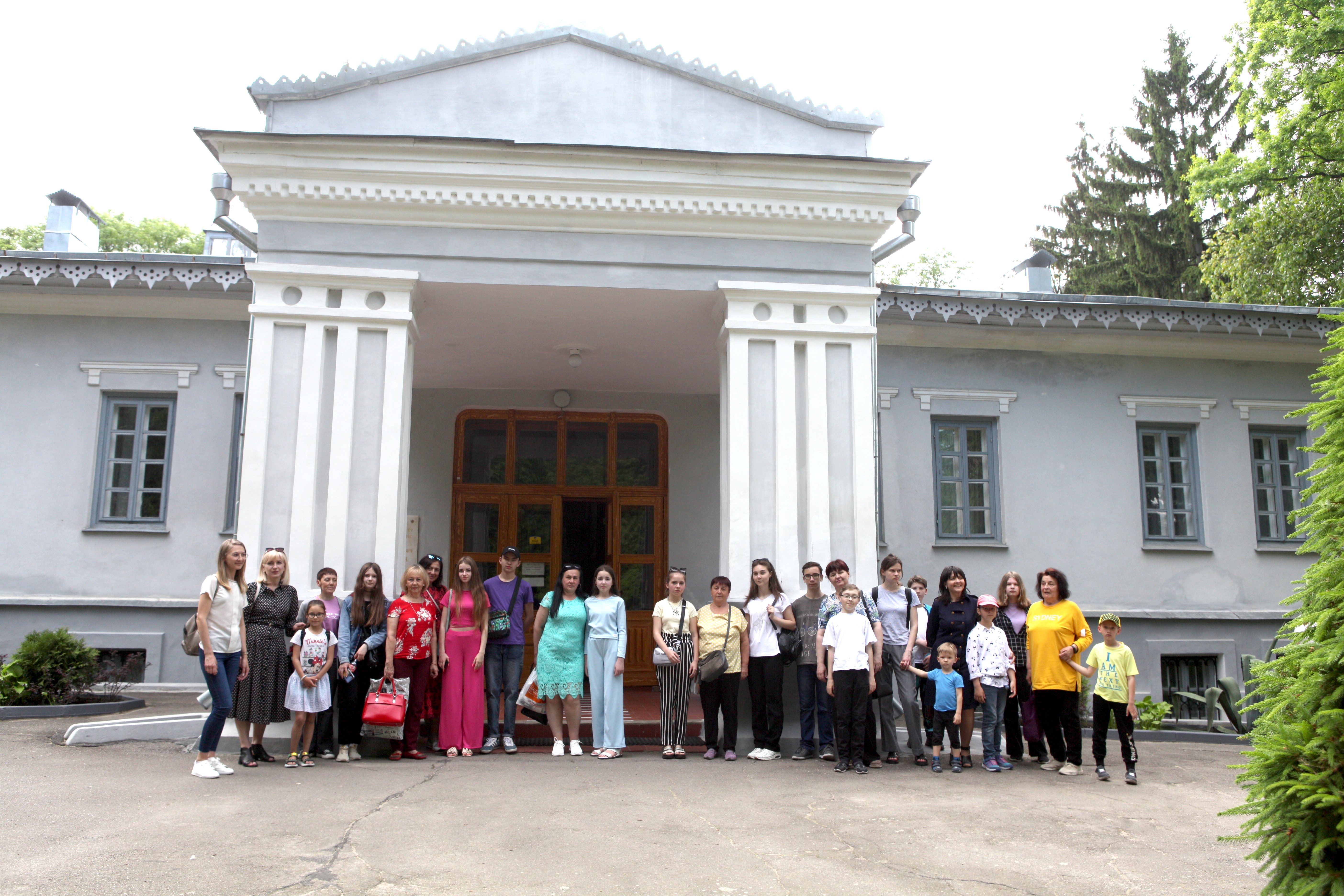 У Вінниці організували екскурсію для дітей-сиріт у музеї-садибі Пирогова