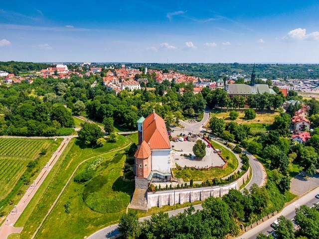 Туристичні красоти міста-побратима Вінниці Кельце і Свєнтокшиського воєводства