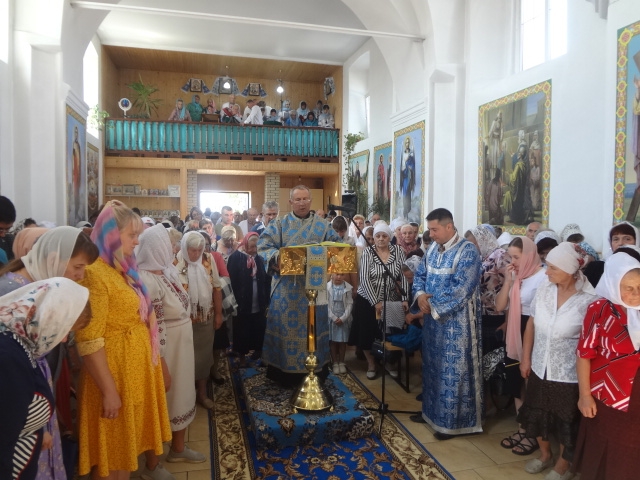 У селі Джурин освятили храм на честь Різдва Пресвятої Богородиці