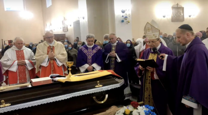 У Томашполі від ускладнень COVID-19 помер священник Римо-католицької церкви