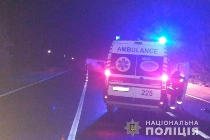 В Тульчинському районі водій мікроавтобуса на смерть збив 20-річну дівчину
