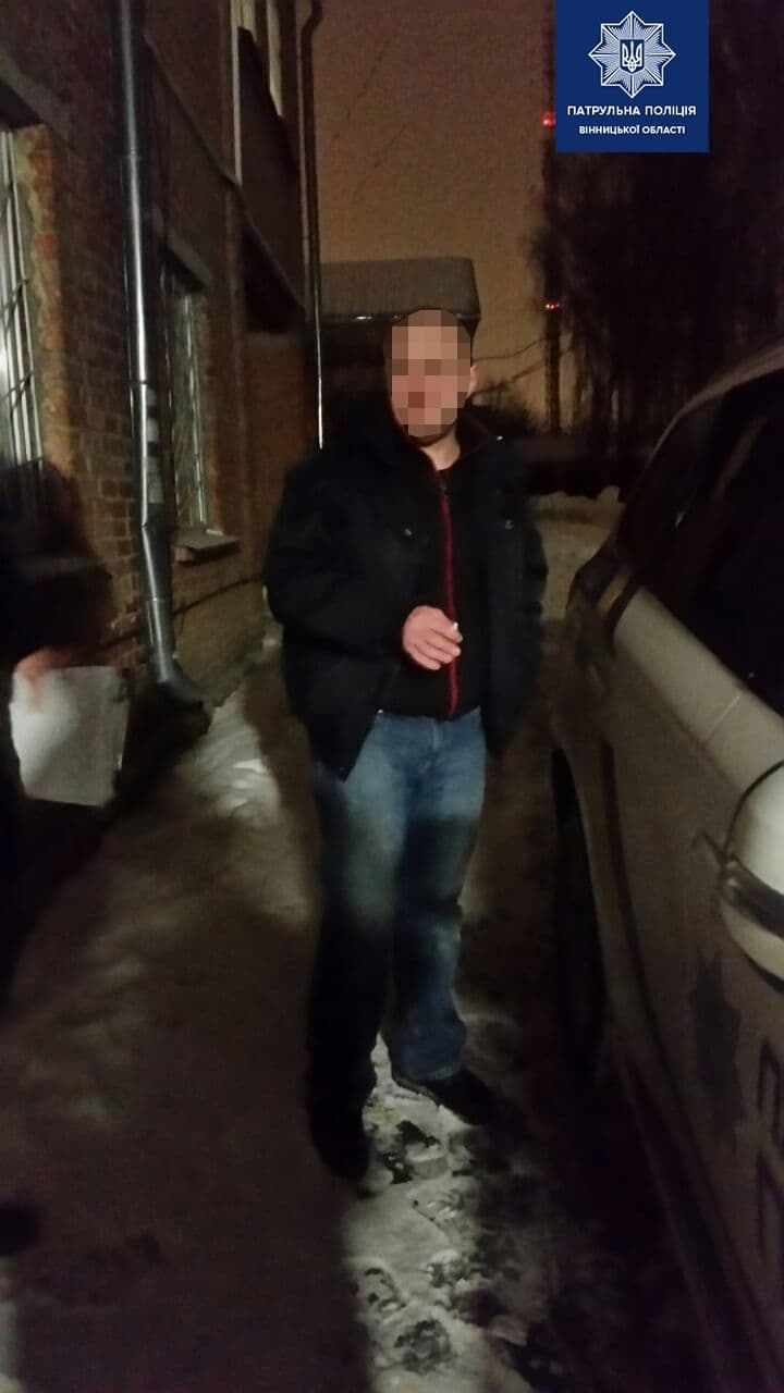 У центрі Вінниці поліцейські заскочили за кермом нетверезого водія