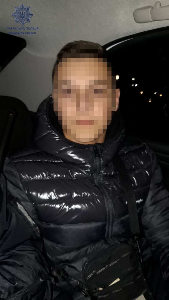 У юнака у Вінниці поліцейські знайшли кастет