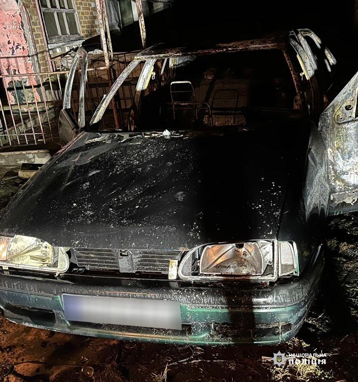 У Вінницькому районі жінка спалила авто, щоб відплатити знайомій за давню образу