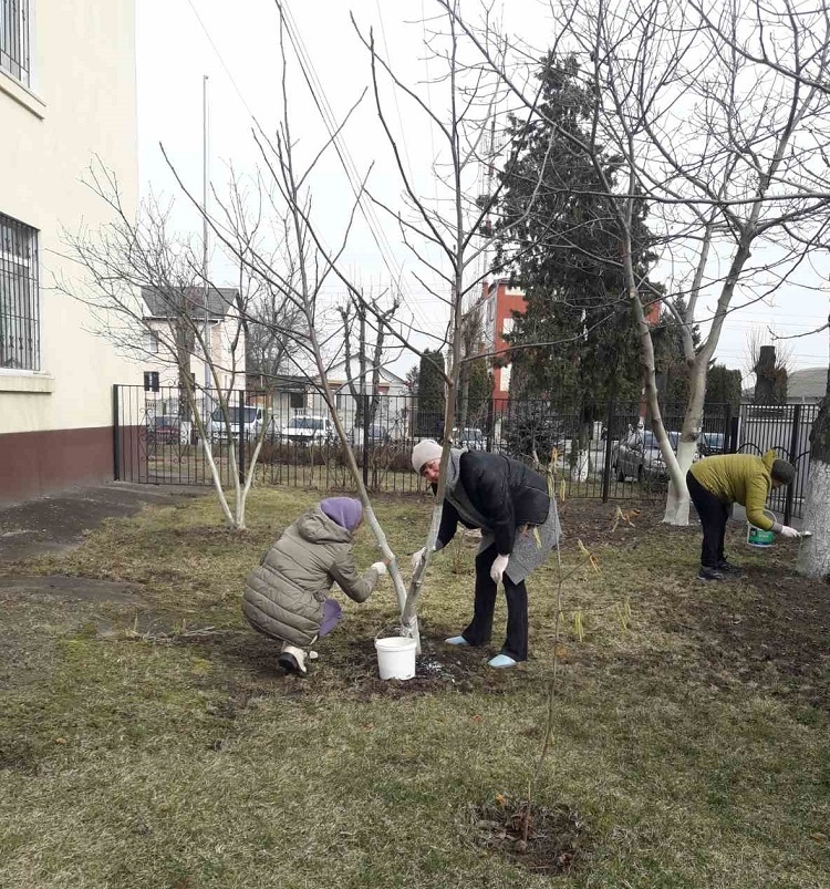 Освітяни Калинівщини запустили акцію, аби зробити громаду чистішою