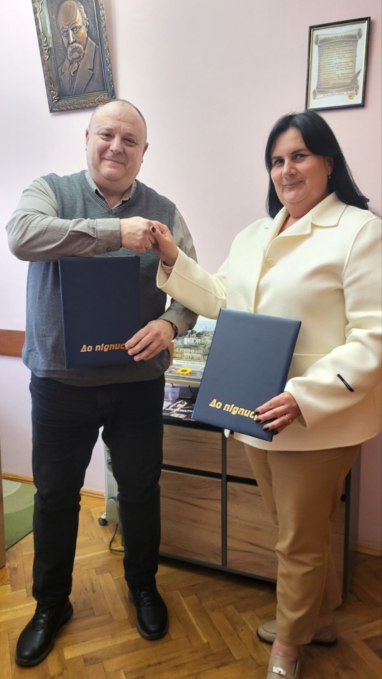 Вінницький театр Садовського уклав меморандум про співпрацю з ліцеєм №4