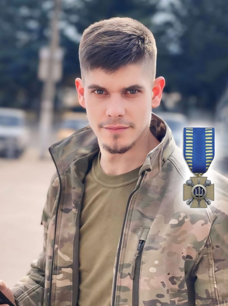 На Тульчинщині родина молодого сапера отримала його посмертний «Лицарський хрест»