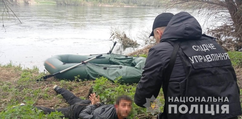 Переправляв ухилянтів через Дністер у Молдову човном