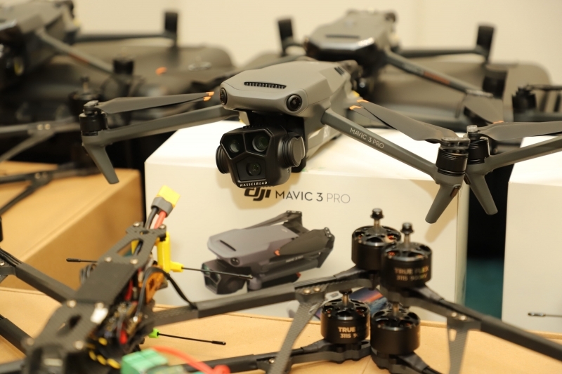 “Мавіки” та FPV передала з Вінниччини захисникам на передову