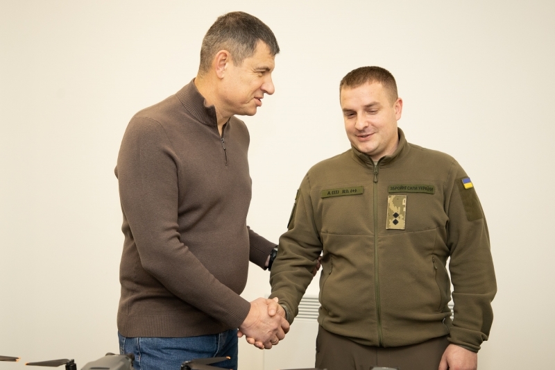 У Вінниці військовим передали необхідне обладнання - 20 квадрокоптерів