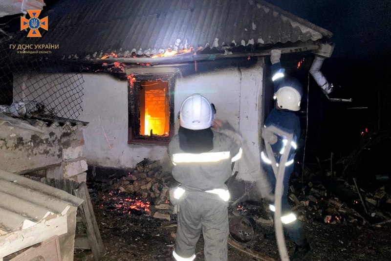 30 жовтня у Гайсинському районі сталася пожежа - загорівся приватний будинок