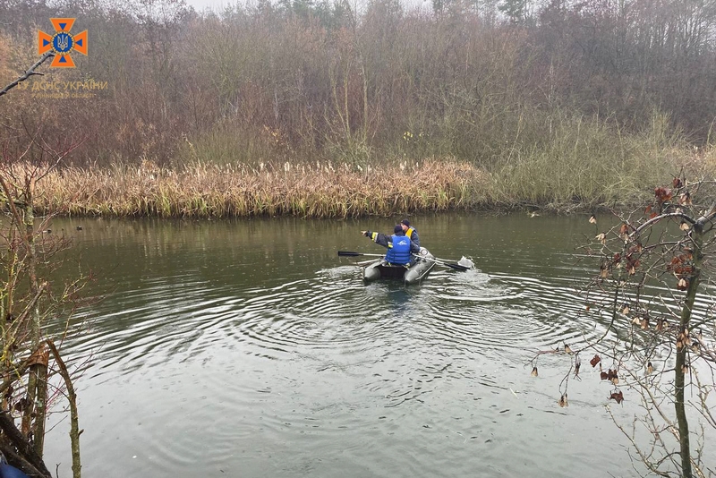 В Тульчинській громаді рятувальники дістали з водойми тіло потопельника