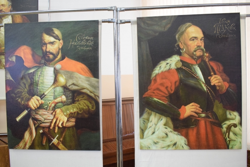 У Вінниці відкрили виставку портретів "Герої козацької України"