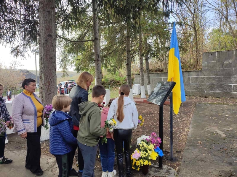 У Тульчинському районі відкрили меморіальну дошку на честь загиблого воїна