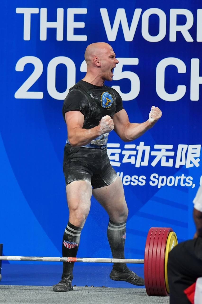 Вінничанин став віцечемпіоном з паверліфтингу у Всесвітніх іграх у Ченду