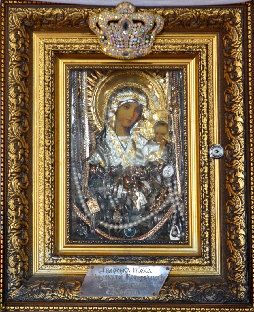 Мироточива ікона Божої Матері з Вінниччини стала загальноцерковною святинею