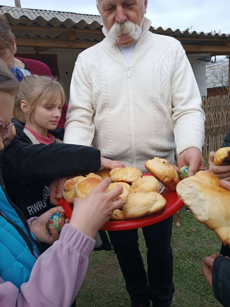 Жива традиція зустрічі весни: на Вінниччині діти випікали «жайворонків»