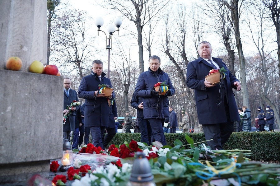 Пам’ять жертв Голодомору вшанували у Вінниці