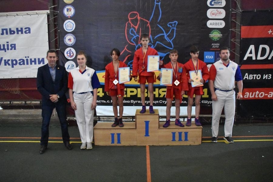Вінничани увійшли в трійку переможців чемпіонату України з боротьби самбо
