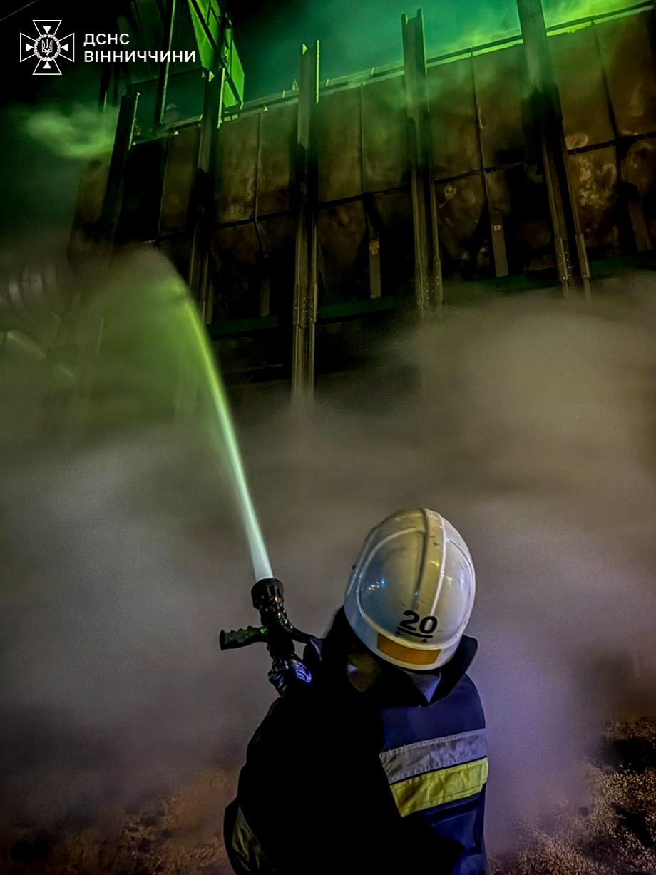 Вогонь перекинувся на одяг – під час пожежі в Гайсинському районі загинув чоловік