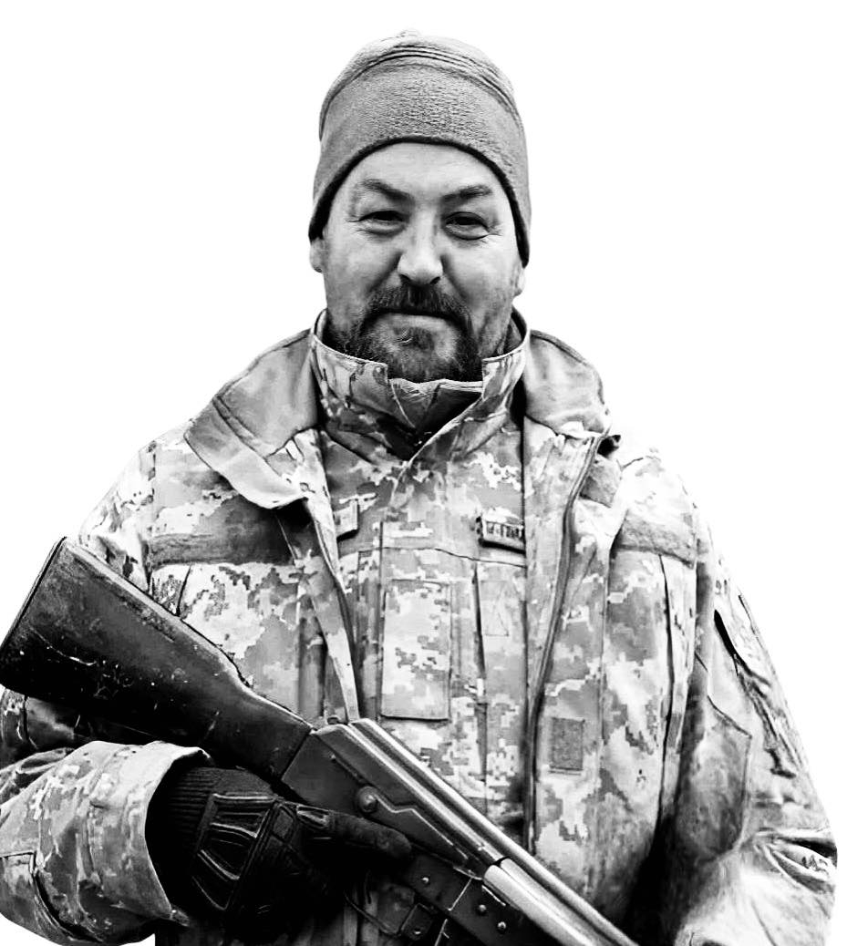 Тростянецька громада прощалась з 39-річним загиблим на фронті старшим солдатом