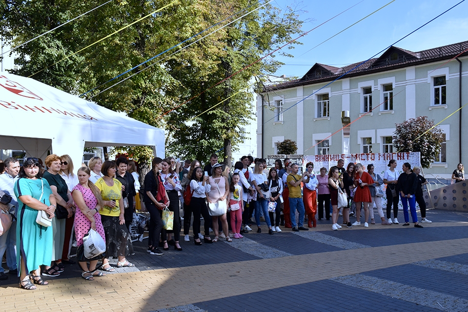 День Вінниці на площі Ліверпуль: хімічна магія, майстер-класи та інтерактивні локації