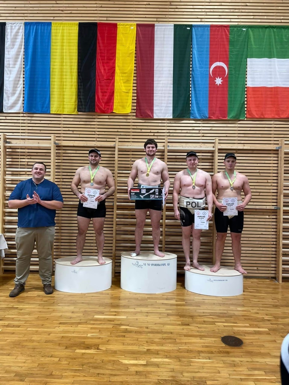 Вінницькі спортсмени вибороли "золото" міжнародного турніру з сумо