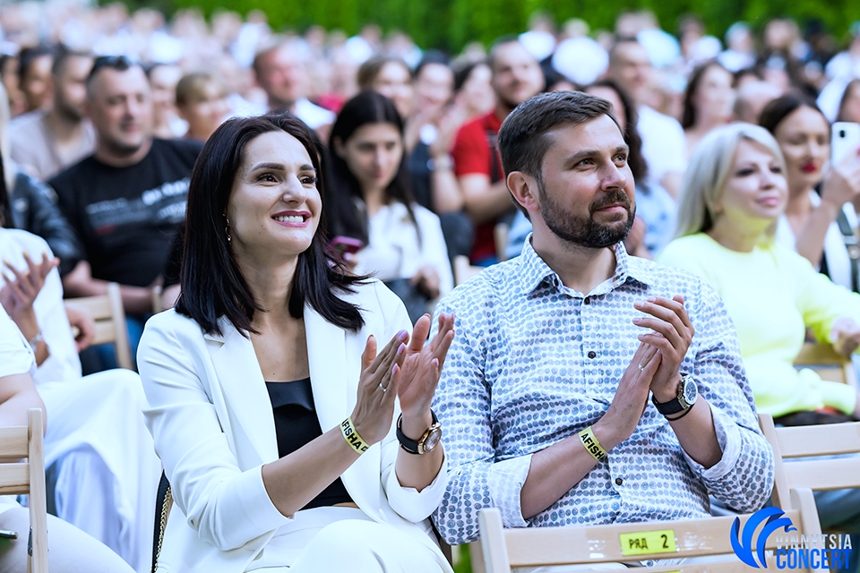 Від "Гуцулки Ксені" до хітів Квітки Цісик! У п’ятницю Оксана Муха з концертом у Вінниці