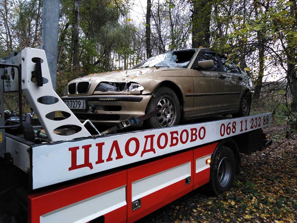 За Вінницею знайшли авто, на якому скоїли смертельне ДТП