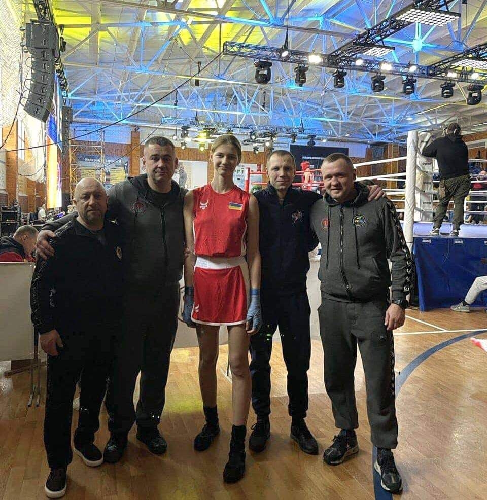 Юна жмеринчанка стала віцечемпіонкою України з боксу