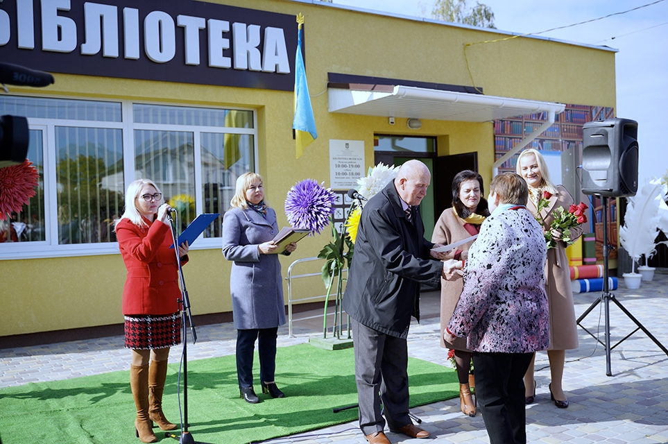 У вінницькій бібліотеці №16, де нещодавно завершили благоустрій, відзначили Всесвітній день бібліотек