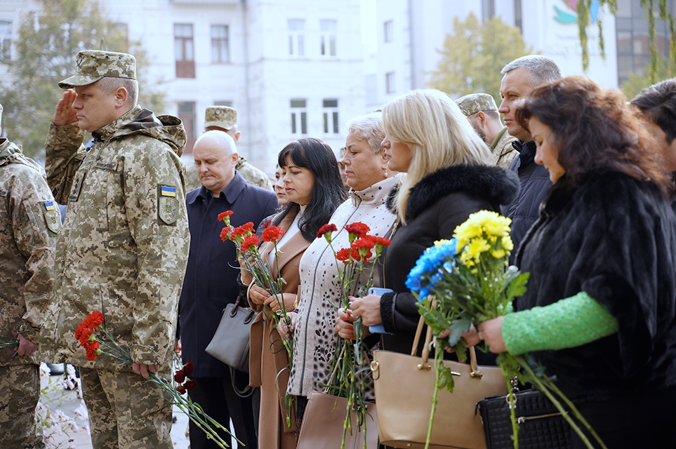 Міський голова Сергій Моргунов: "Вдячні нашим воїнам за мирну Вінницю"