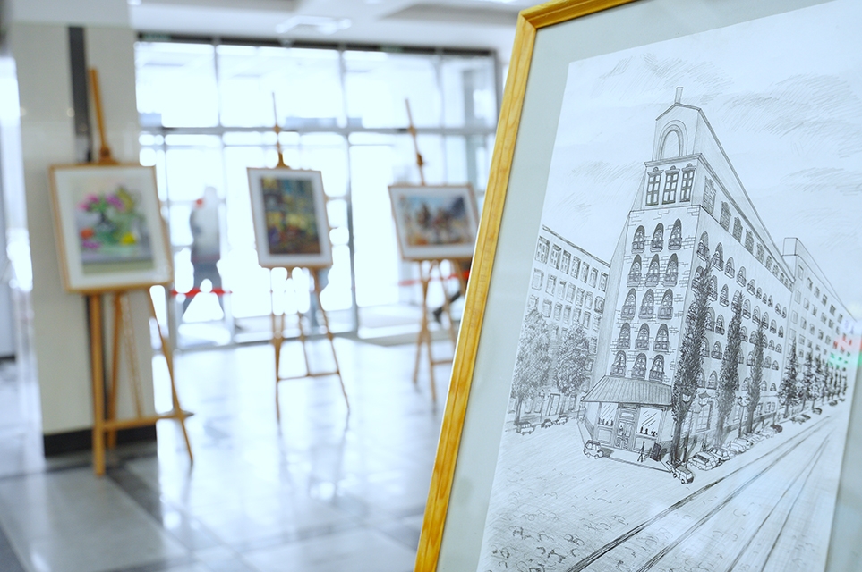  У Вінниці відкрили художню виставку "Кроками мого натхнення"