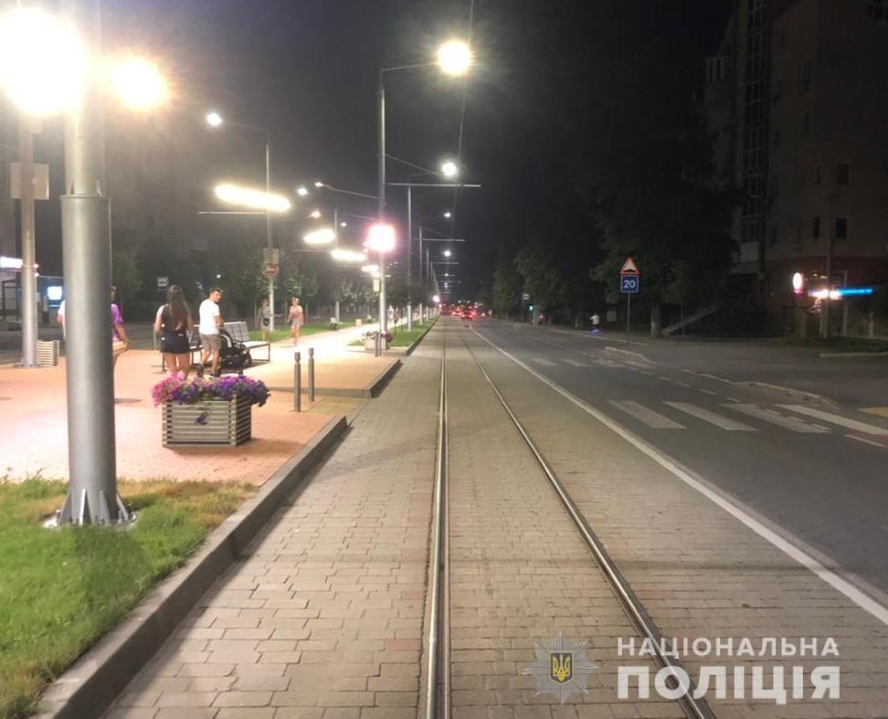 У Вінниці велосипедист потрапив під трамвай