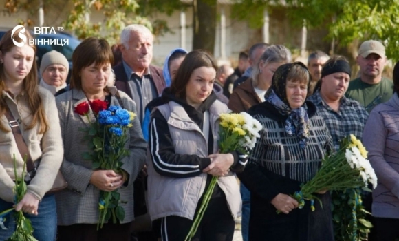 16 облич на банерах у Тернівці на Крижопільщині відкрили Алею Героїв 16 облич на банерах у Тернівці на Крижопільщині відкрили Алею Героїв