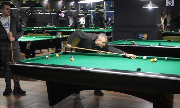 Для ветеранів з «Муніципальної варти» організували похід у більярд Для ветеранів з «Муніципальної варти» організували похід у більярд