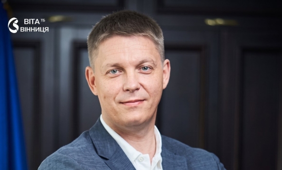 Футбольна команда, бізнес і родина кому подякував Антон Борисенко, залишаючи Вінницьку митницю Футбольна команда, бізнес і родина кому подякував Антон Борисенко, залишаючи Вінницьку митницю