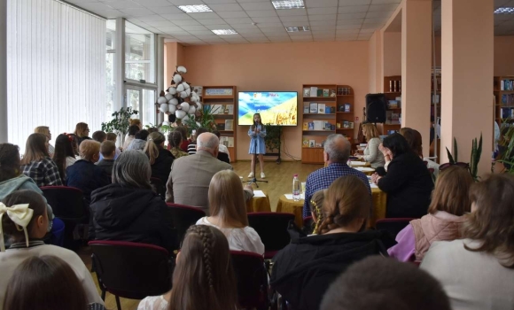 Голос нового покоління юні вінничани виборювали першість у декламуванні патріотичної поезії Голос нового покоління юні вінничани виборювали першість у декламуванні патріотичної поезії