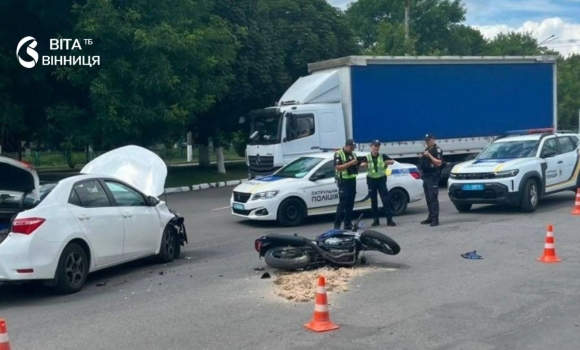 Госпіталізовано водія мотоцикла після ДТП у Калинівці Госпіталізовано водія мотоцикла після ДТП у Калинівці