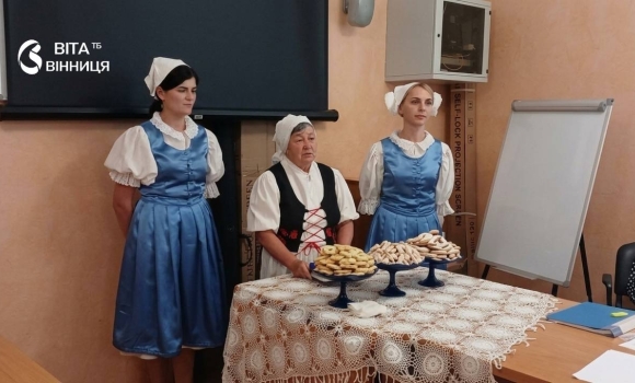 Коник-оберіг і «череда» нові традиції у переліку культурної спадщини Вінниччини Коник-оберіг і «череда» нові традиції у переліку культурної спадщини Вінниччини
