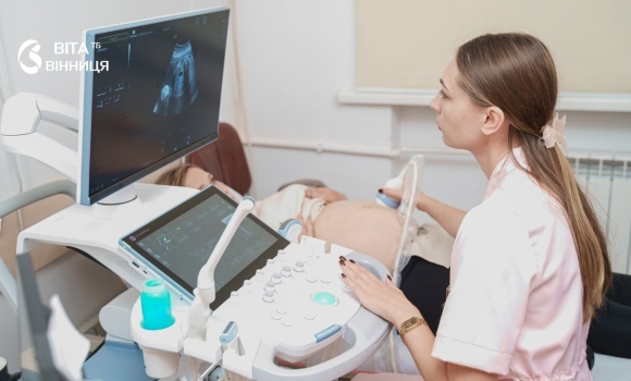 Малюк може навіть їсти під час вентиляції легень у Вінниці запрацювала нова техніка для недоношених дітей Малюк може навіть їсти під час вентиляції легень у Вінниці запрацювала нова техніка для недоношених дітей