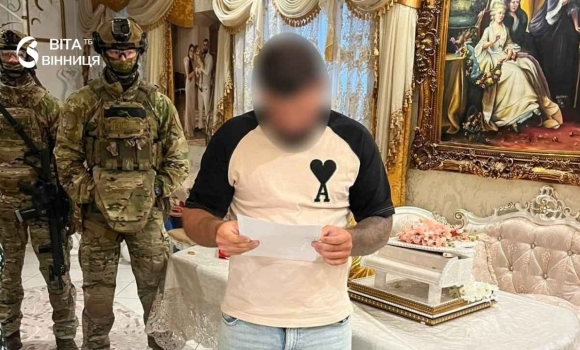 Метадон під виглядом автомобільної рідини поліція Вінниччини перекрила наркотрафік до Грузії Метадон під виглядом автомобільної рідини поліція Вінниччини перекрила наркотрафік до Грузії