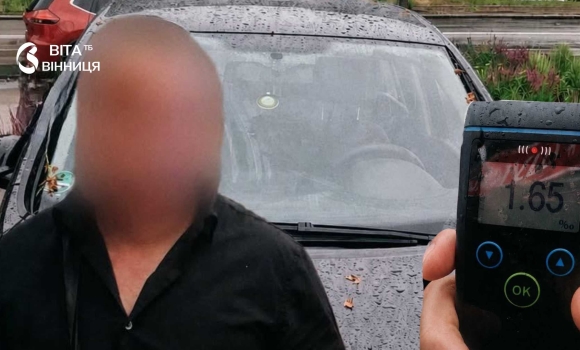 Не дотримався дистанції та в’їхав у Hyundai у Вінниці патрульні зупинили нетверезого водія Не дотримався дистанції та в’їхав у Hyundai у Вінниці патрульні зупинили нетверезого водія
