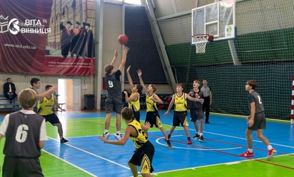 Після поразки від чемпіонів — дві перемоги калинівські баскетболісти взяли срібло «Кубка Дружби» Після поразки від чемпіонів — дві перемоги калинівські баскетболісти взяли срібло «Кубка Дружби»