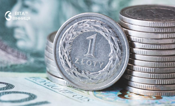 Польський злотий коштує 11,5401 гривні, тож обмін 500 злотих за офіційним курсом обійдеться у 5770,05 гривні Польський злотий коштує 11,5401 гривні, тож обмін 500 злотих за офіційним курсом обійдеться у 5770,05 гривні