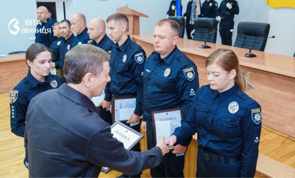 Повертають імена полеглим вінницькі криміналісти отримали відзнаки «За мужність та відвагу» Повертають імена полеглим вінницькі криміналісти отримали відзнаки «За мужність та відвагу»