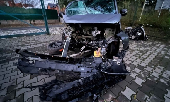 Працівник СТО викрав нове авто й розтрощив його вщент у п'яному ДТП Працівник СТО викрав нове авто й розтрощив його вщент у п'яному ДТП